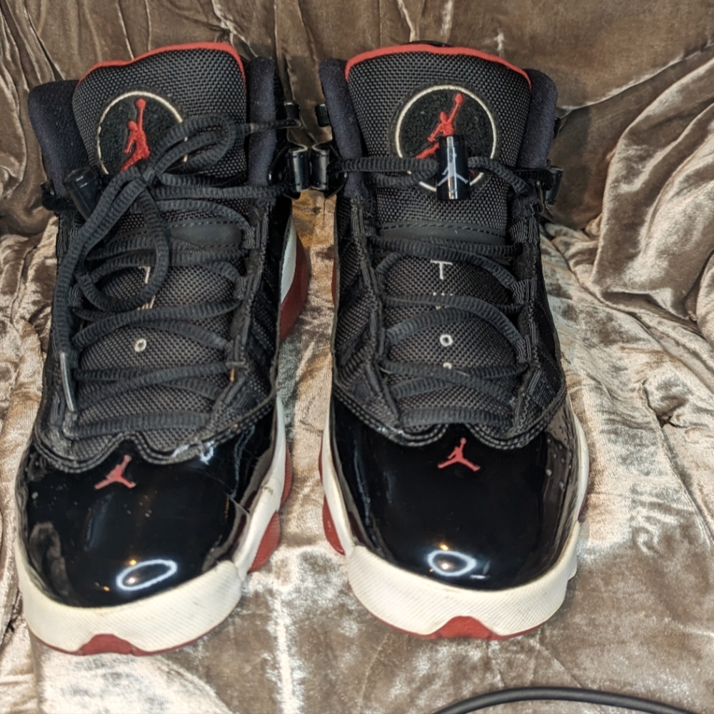 Air Jordan 6 rings